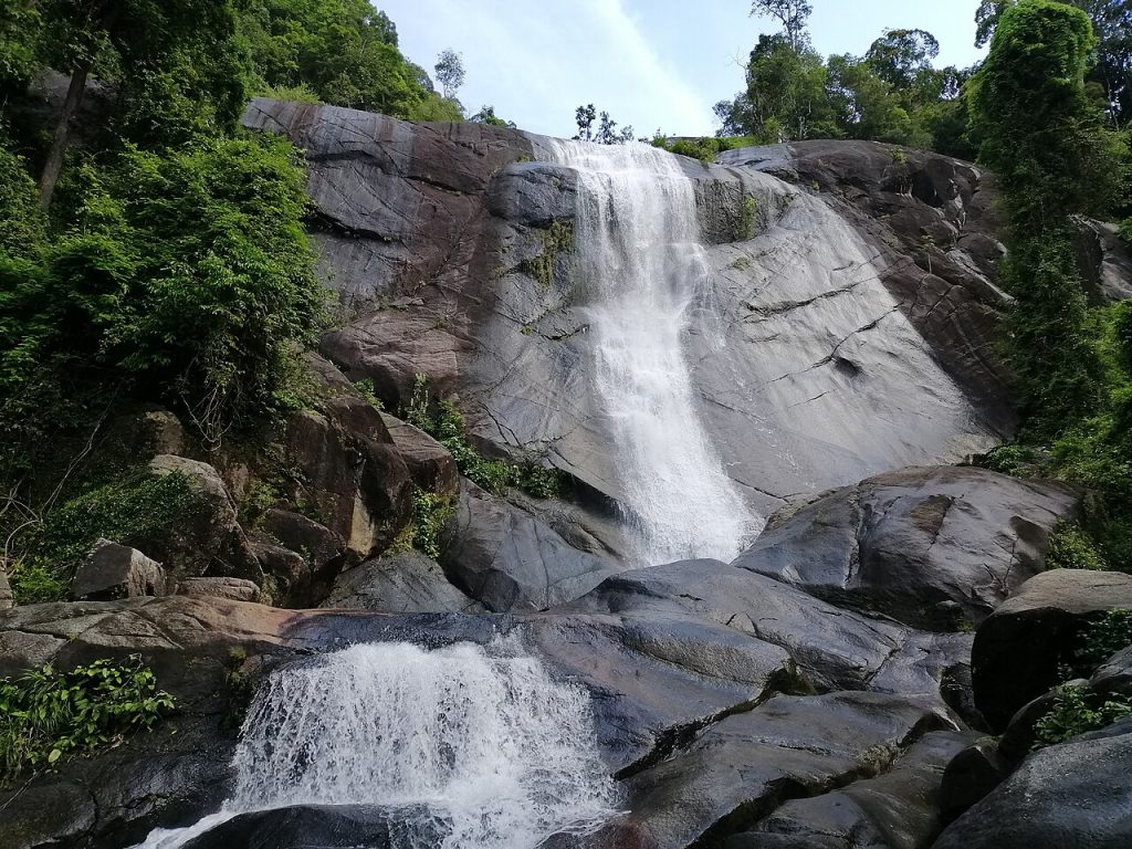 Seven Wells Waterfall (Telaga Tujuh)