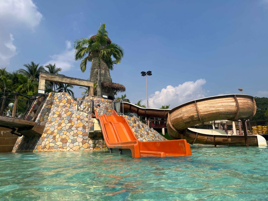 Whirlwind Escape, Wet World Shah Alam
