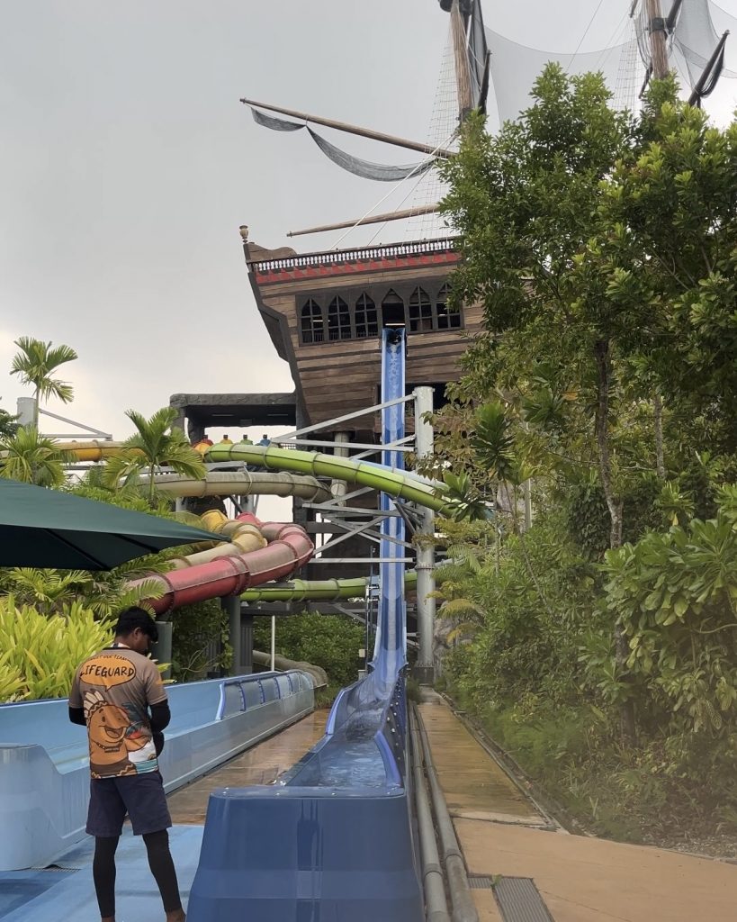 The Plunge, SplashMania WaterPark