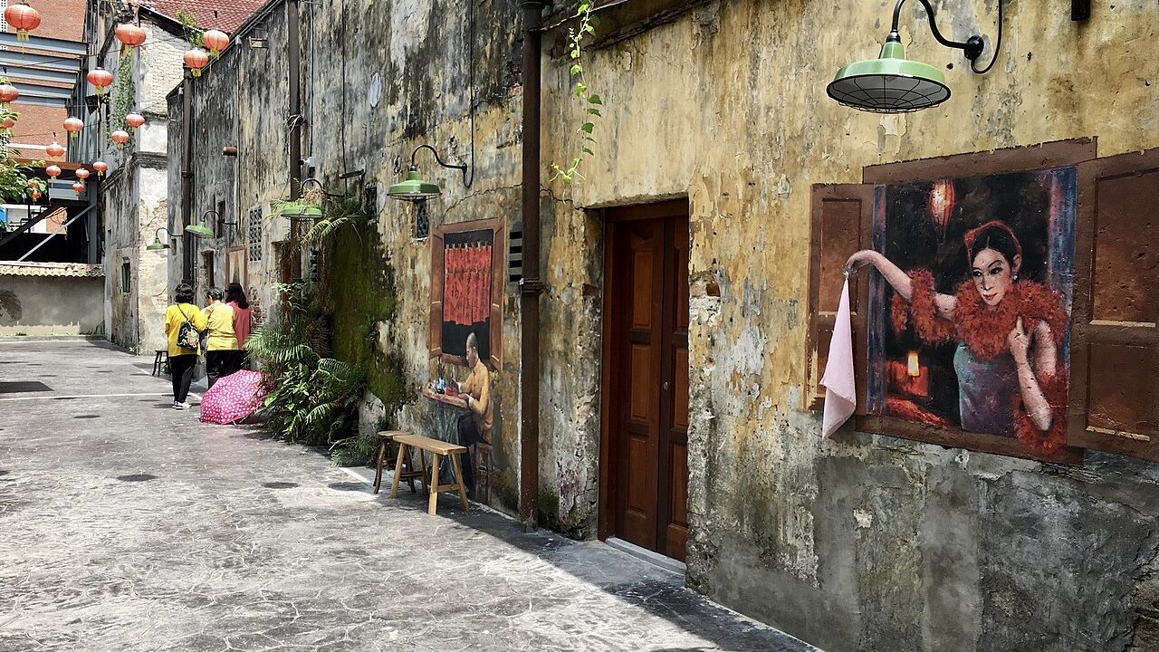 Kwai Chai Hong Alley