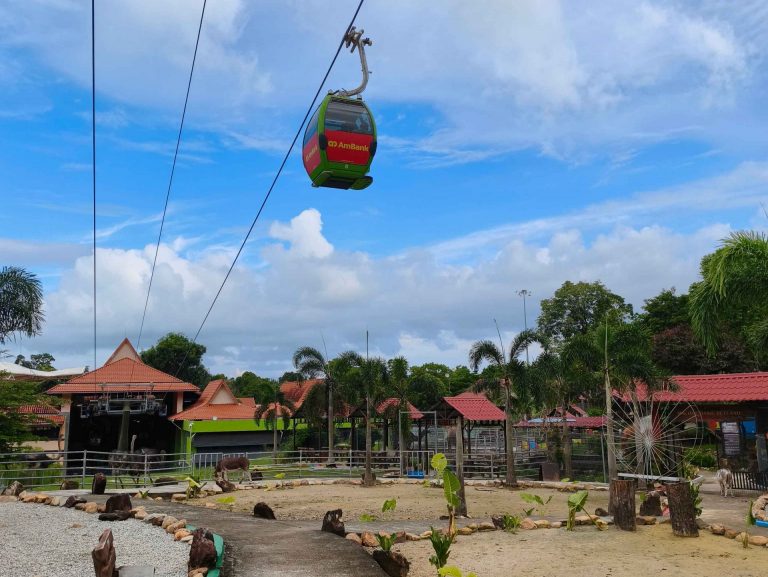 Langkawi Cable Car on top of Machinchang Petland