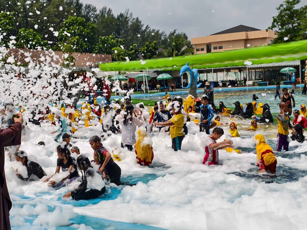Bubble Pool at Batam Zoo Paradise & Waterpark